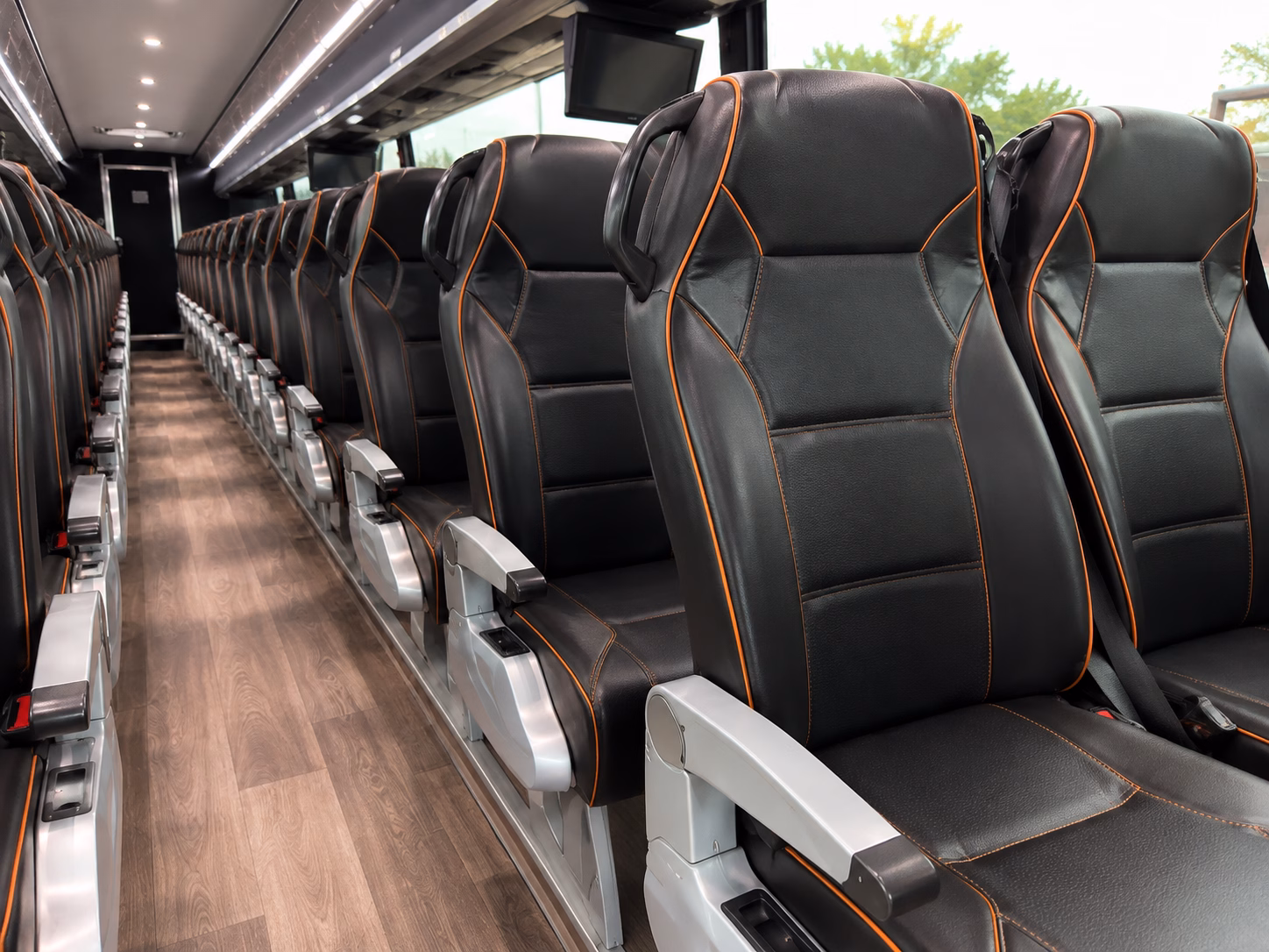 charter buses and minibuses for the oklahoma wine trail along i 44