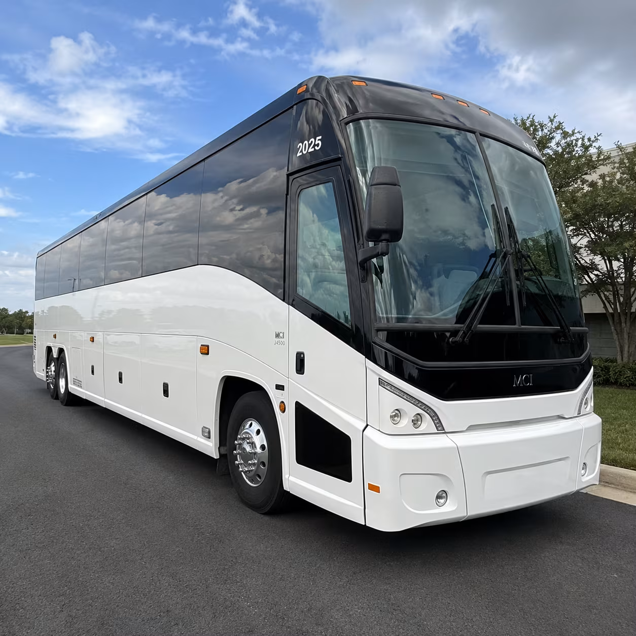 corporate conference shuttles connecting midwest city to downtown okc